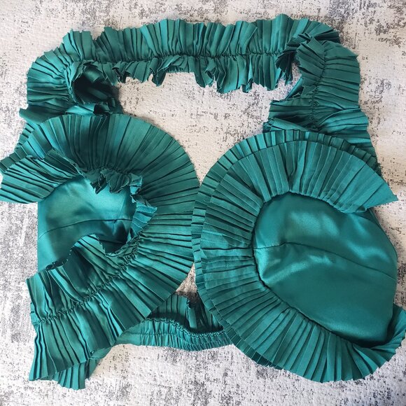 LUXXEL Deep Teal Emerald Green Ruffled Costume Piece w Halter Crop Top + Skirt - Picture 13 of 16